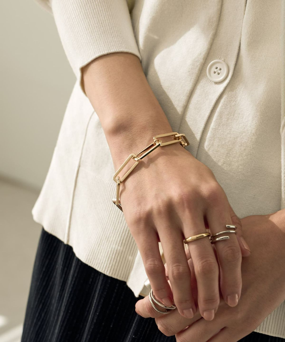 着用イメージ ゴールド