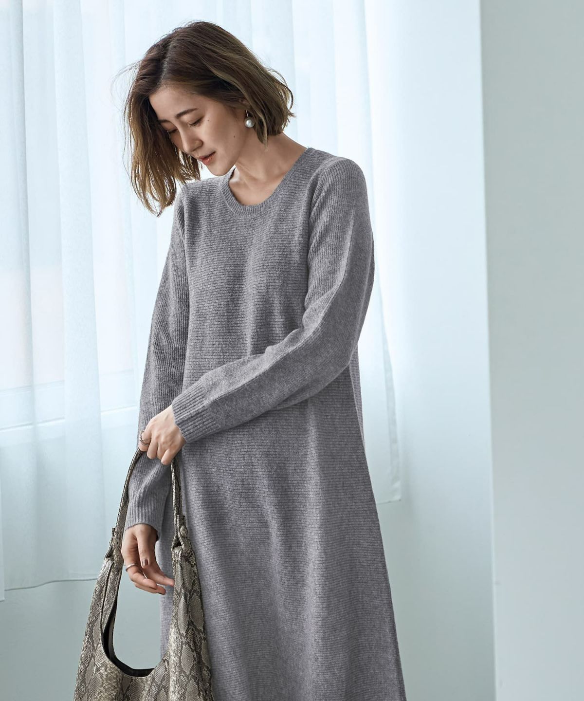 着用イメージ　ゴールド