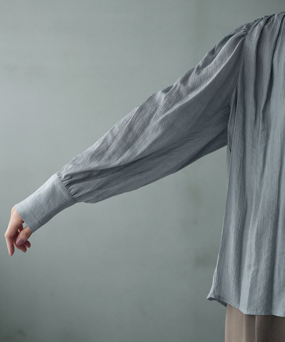 着用イメージ 166cm スモーキーブルー