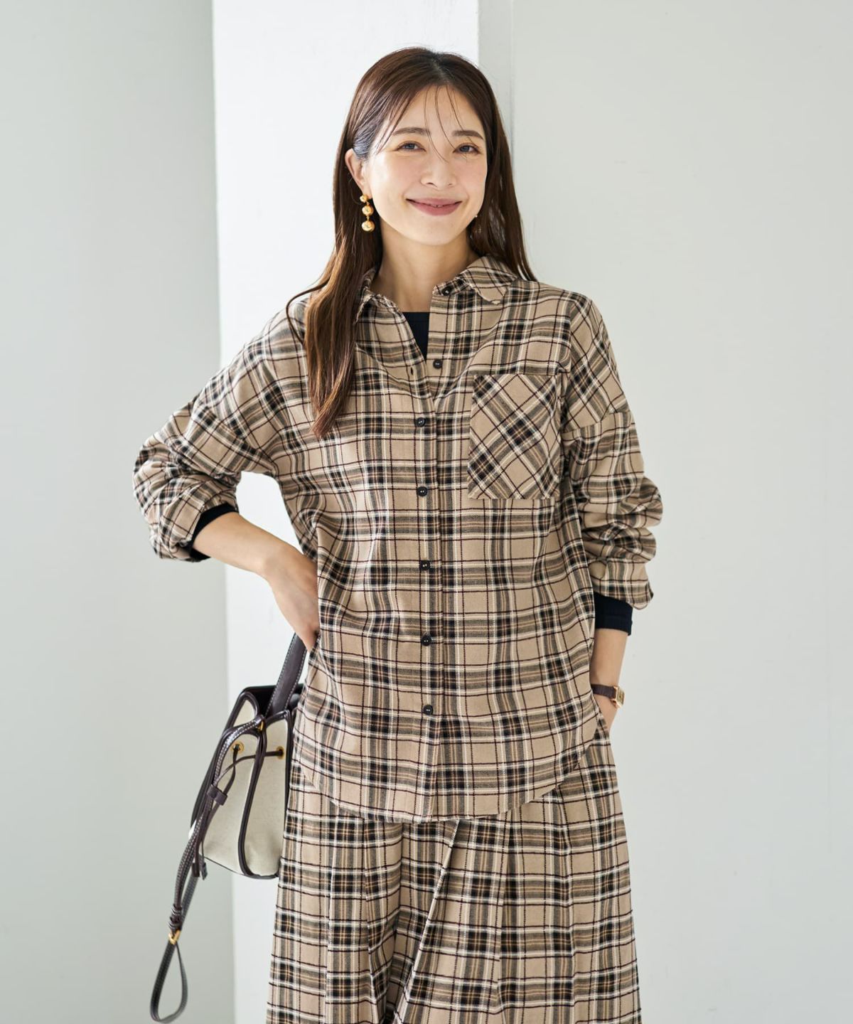 着用イメージ 166cm ベージュミックス