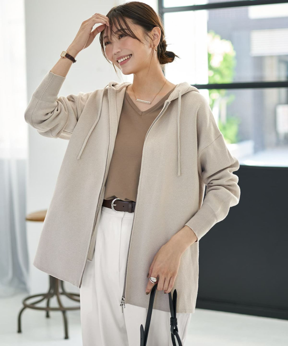 着用イメージ 166cm グレージュ