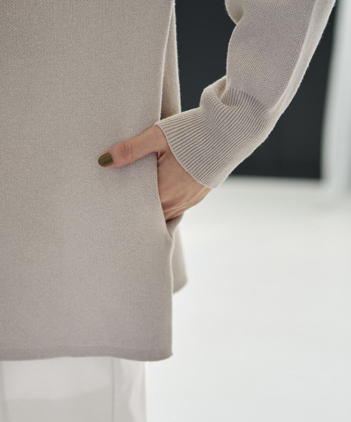 着用イメージ 166cm グレージュ