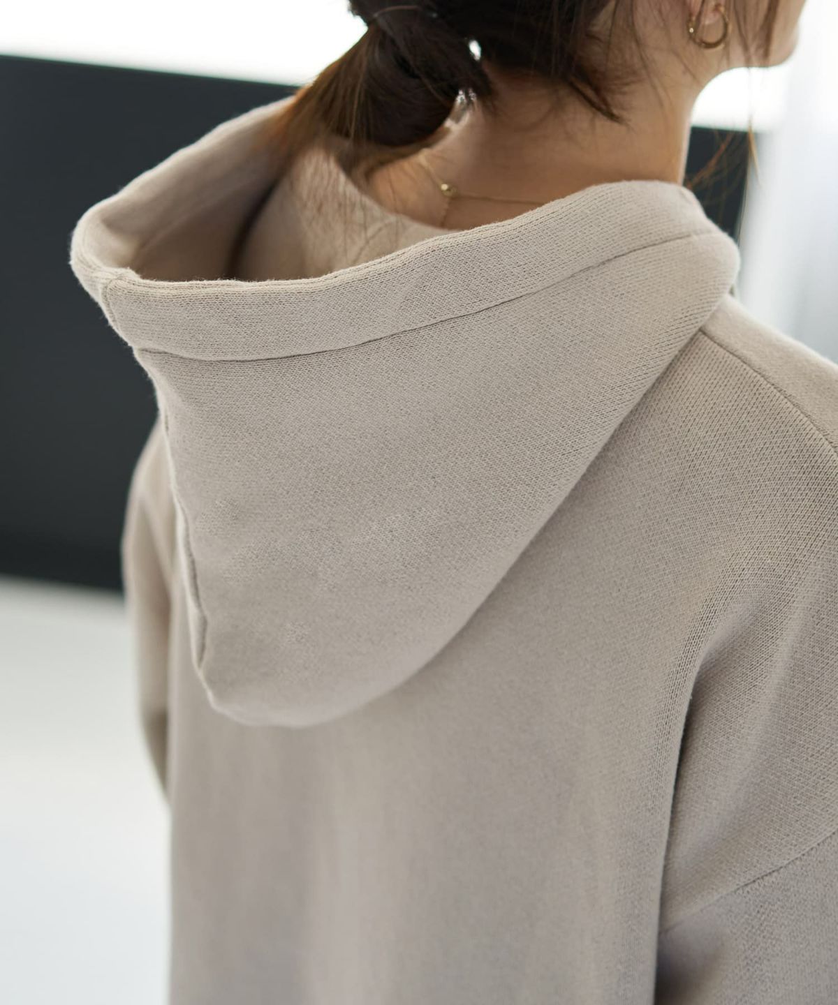 着用イメージ 166cm グレージュ