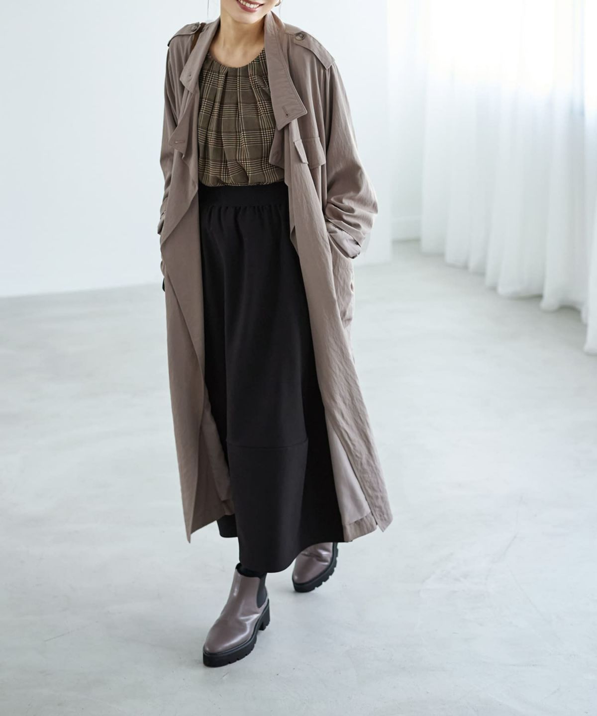 着用イメージ 166cm モカグレージュ