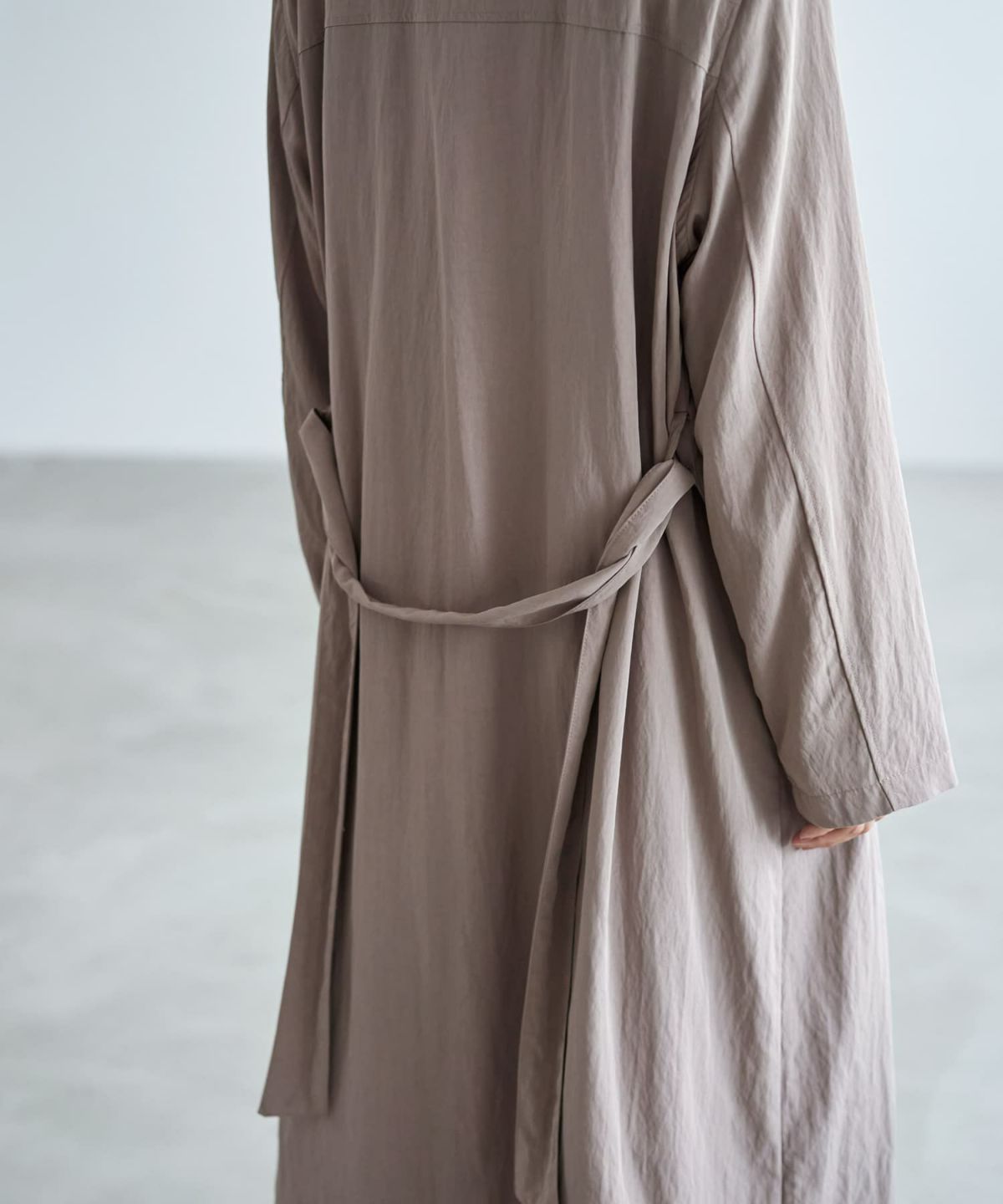 着用イメージ 166cm モカグレージュ