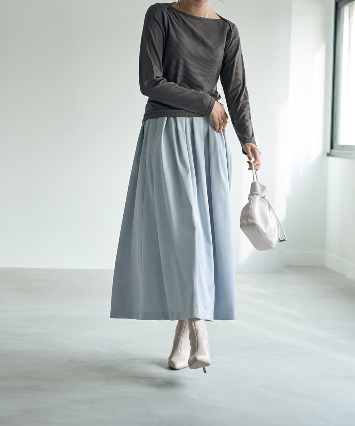 着用イメージ 167cm チャコール