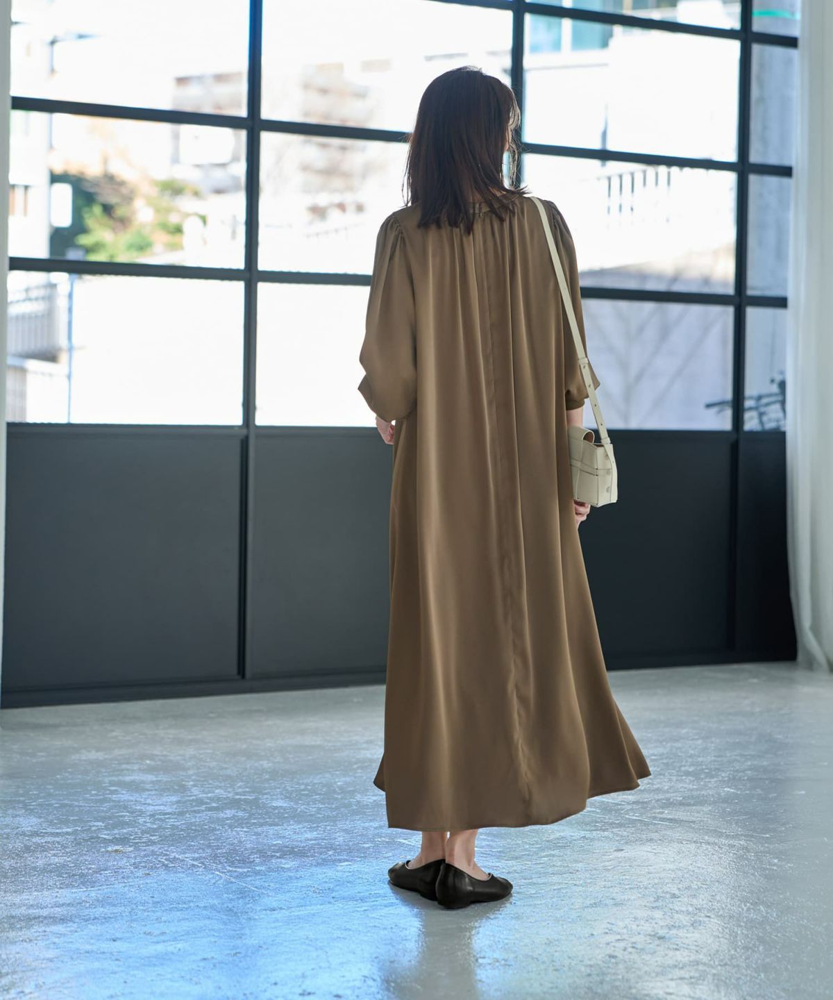 着用イメージ 166㎝　02サイズ　オリーブブラウン