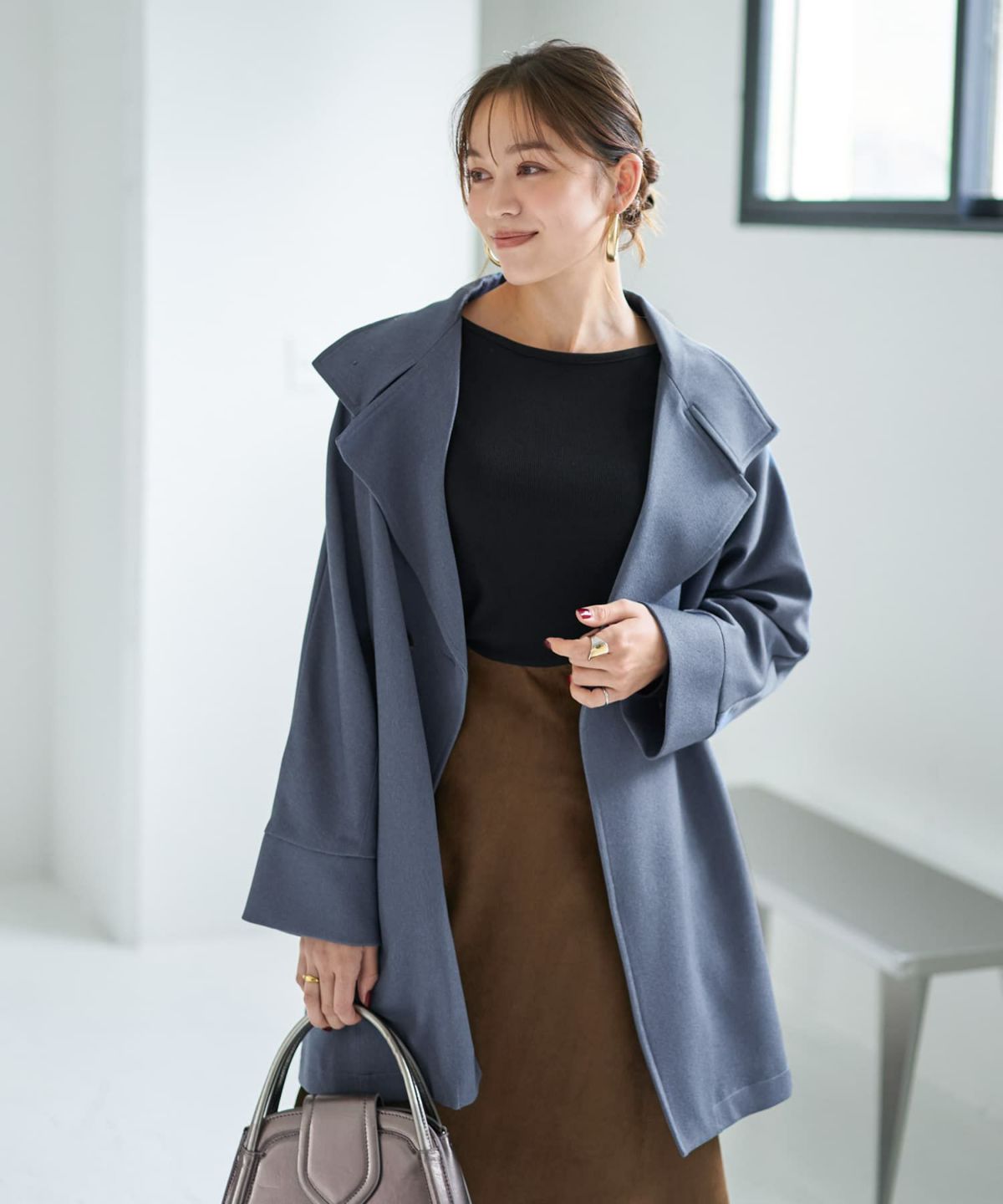 スモーキーブルー