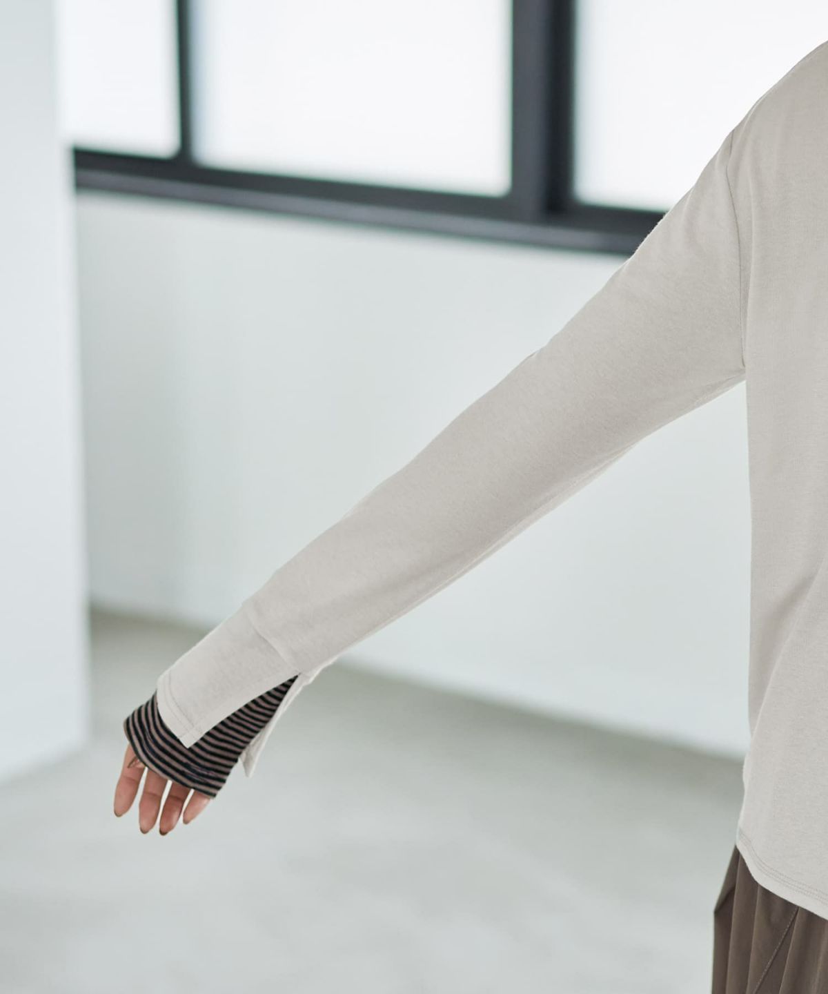 着用イメージ 166cm ブライトグレー