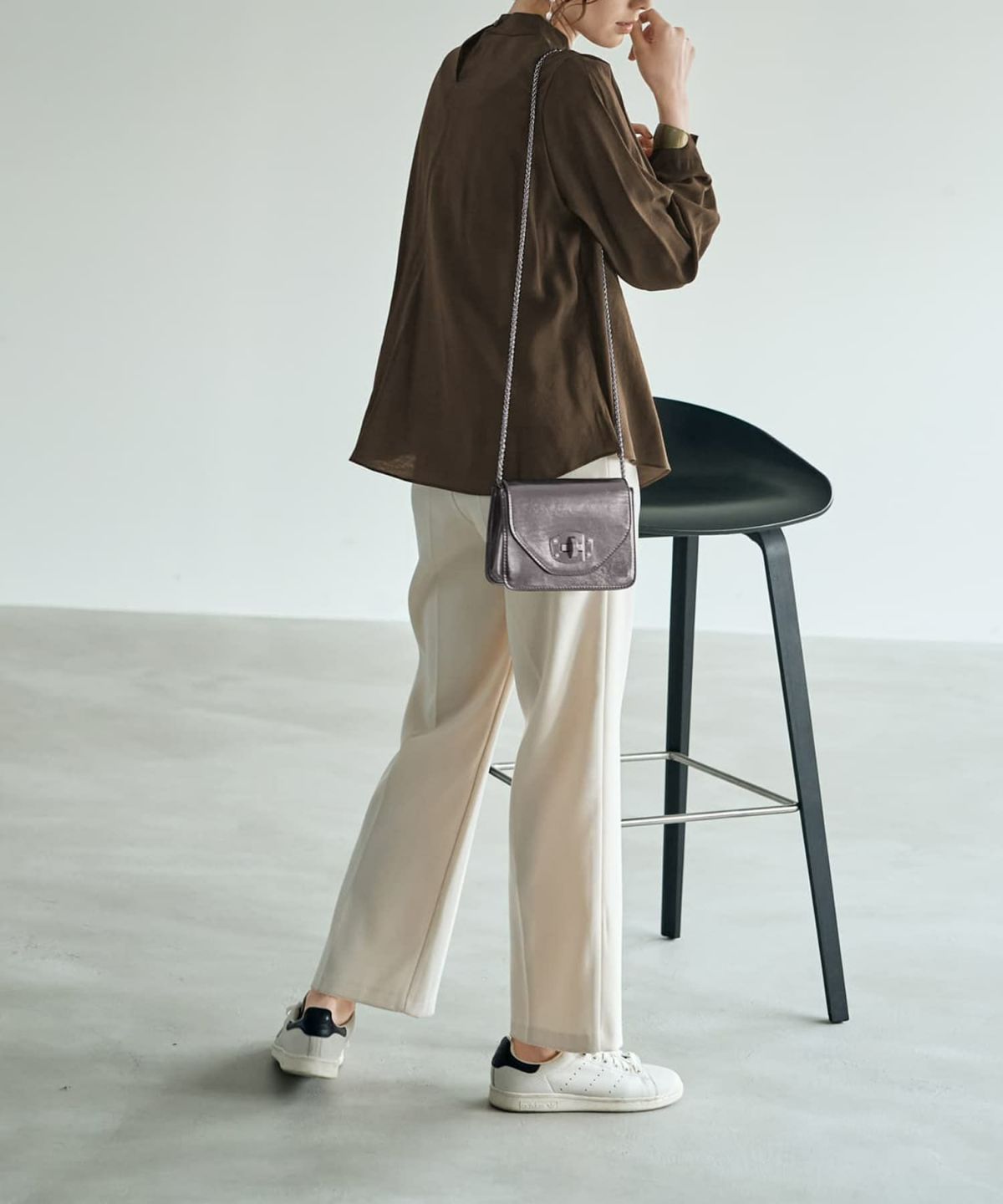 着用イメージ 167cm ブラウンカーキ