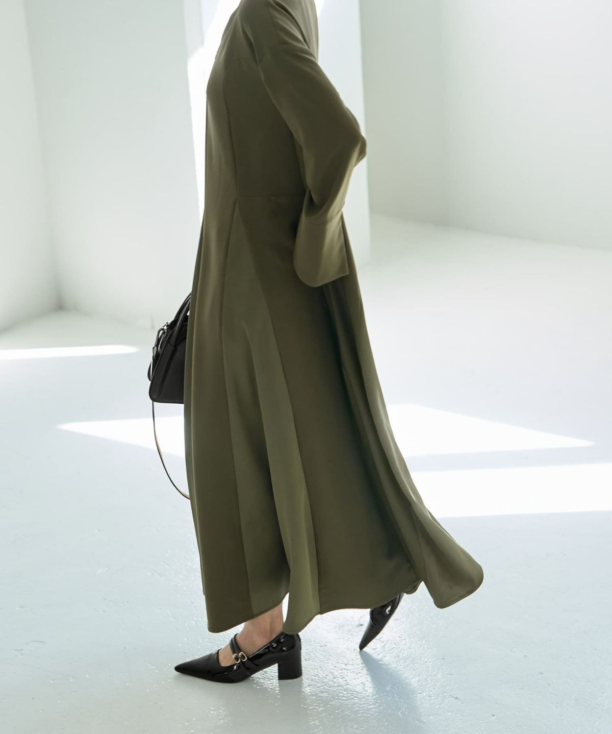 着用イメージ 167㎝　02サイズ　カーキ