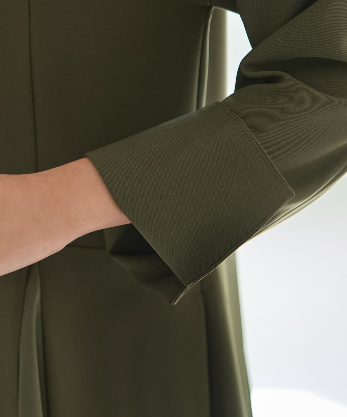 着用イメージ 167㎝　02サイズ　カーキ