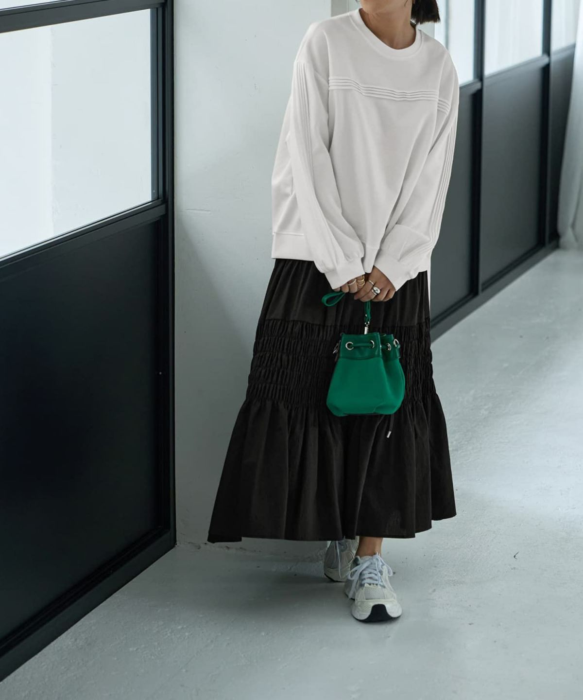 着用イメージ 167cm ホワイト