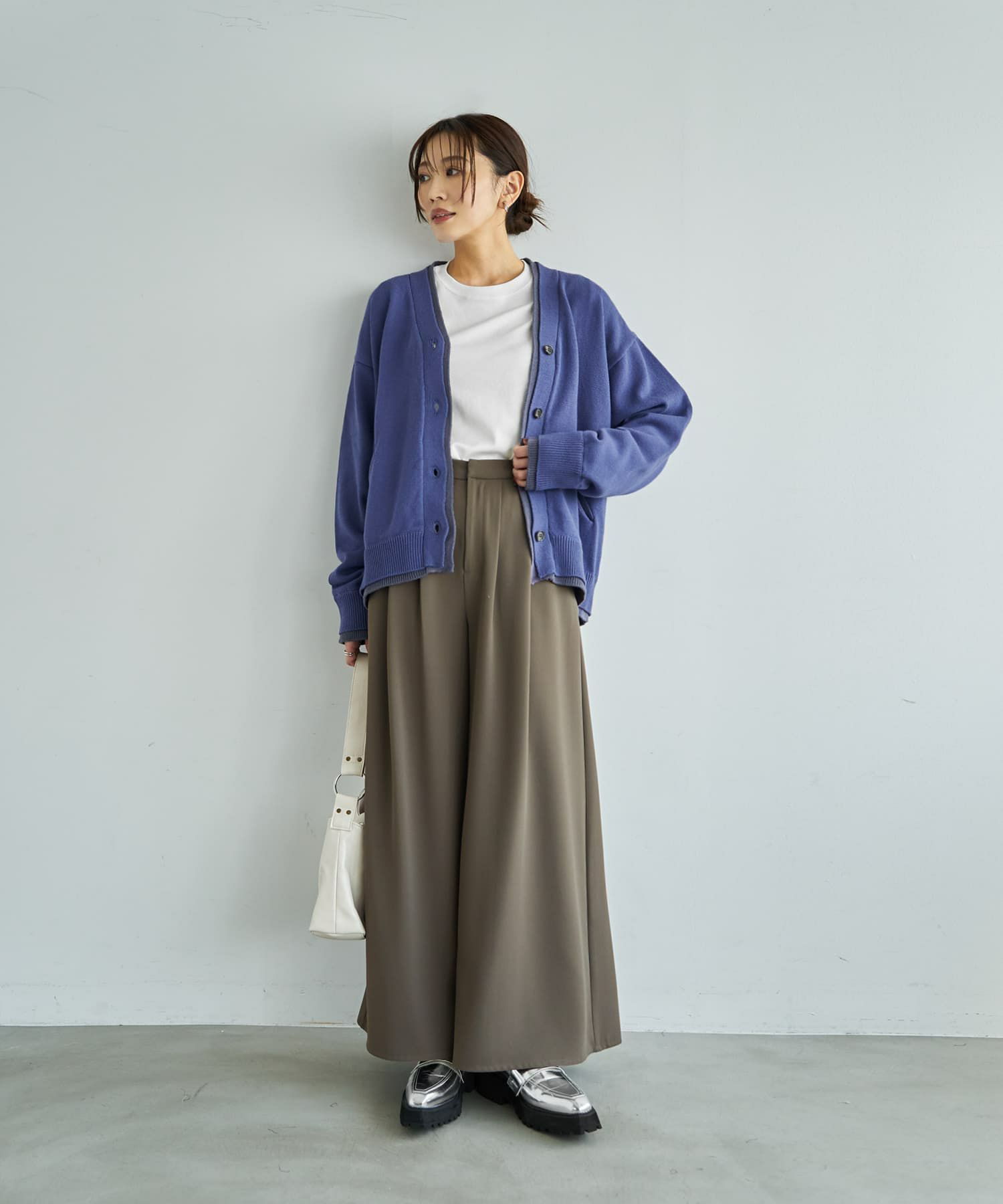 着用イメージ 167㎝　ブライトグレー
