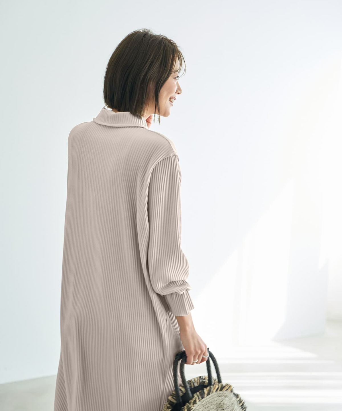 着用イメージ 167cm グレージュ