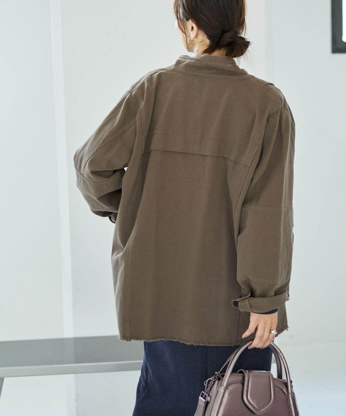 着用イメージ 166㎝　グレイッシュカーキ