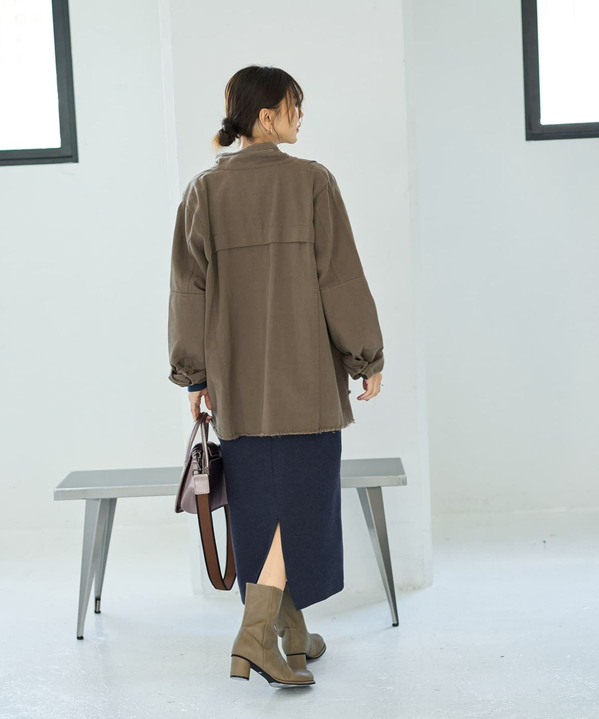 着用イメージ 166㎝　グレイッシュカーキ