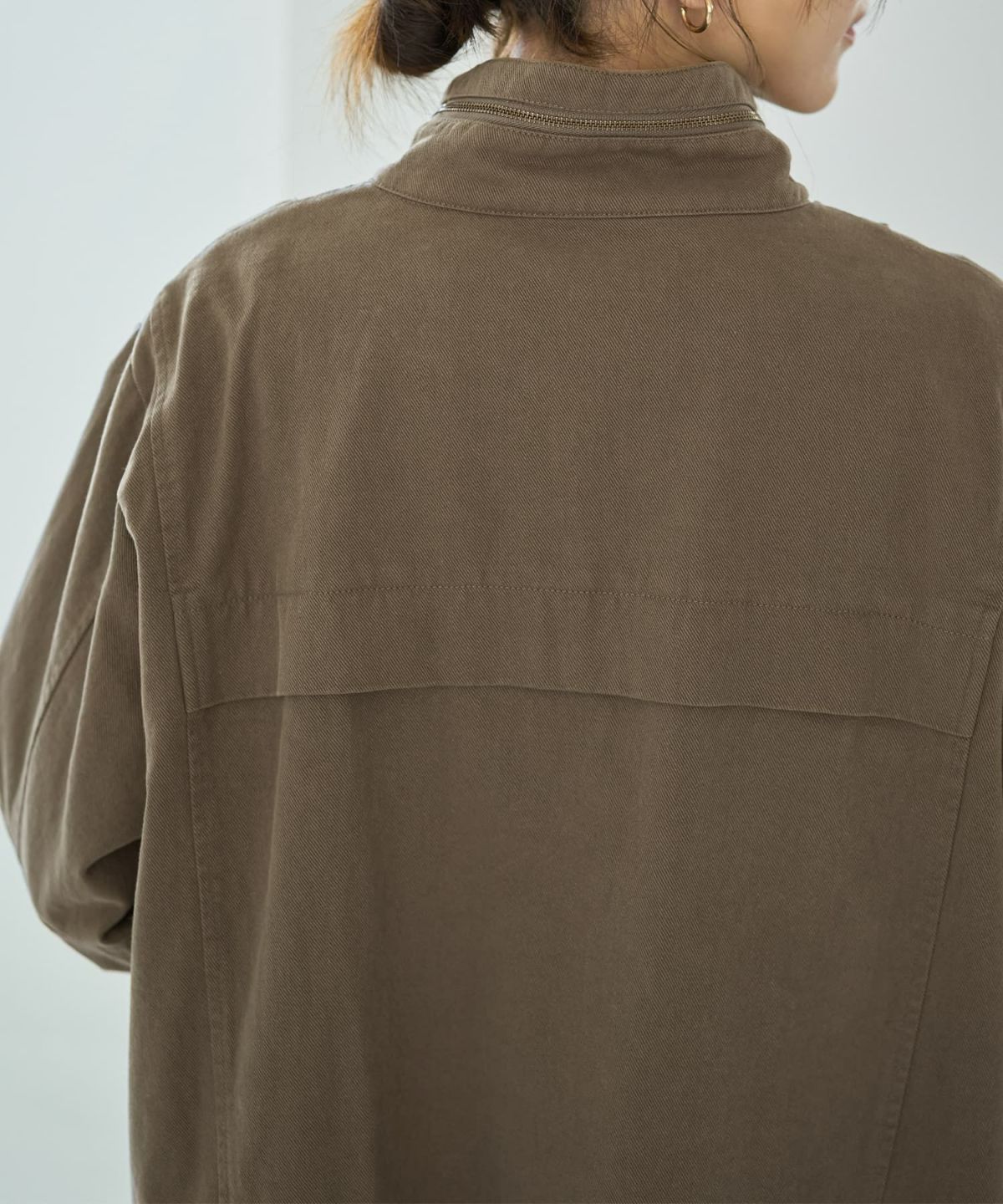 着用イメージ 166㎝　グレイッシュカーキ
