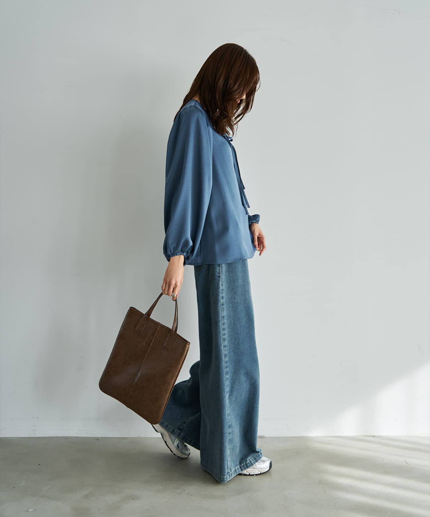 ニュアンスブルー
