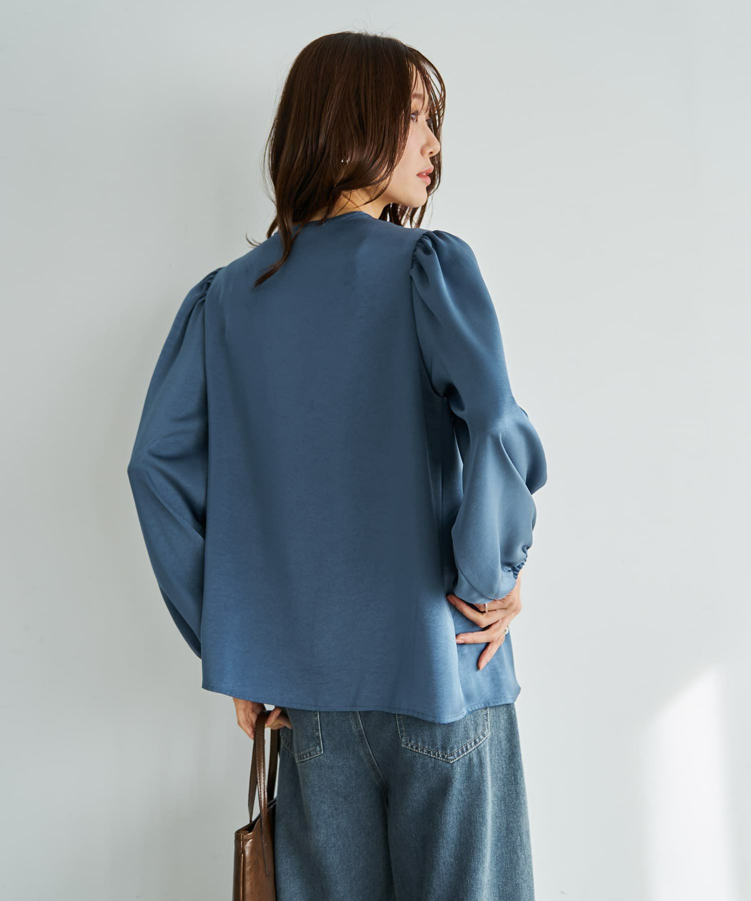 着用イメージ 168㎝　ニュアンスブルー