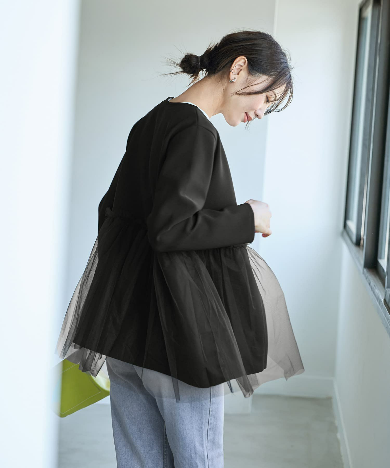 ブラック