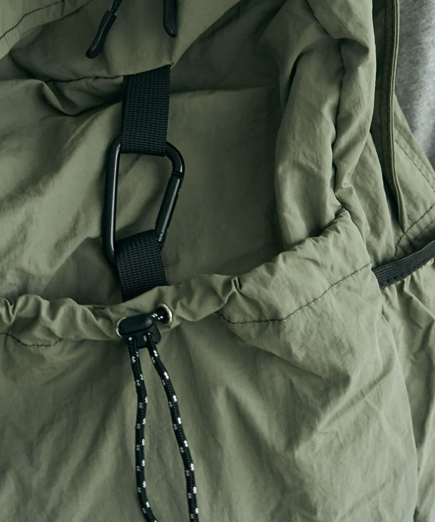 MOSS　GREEN