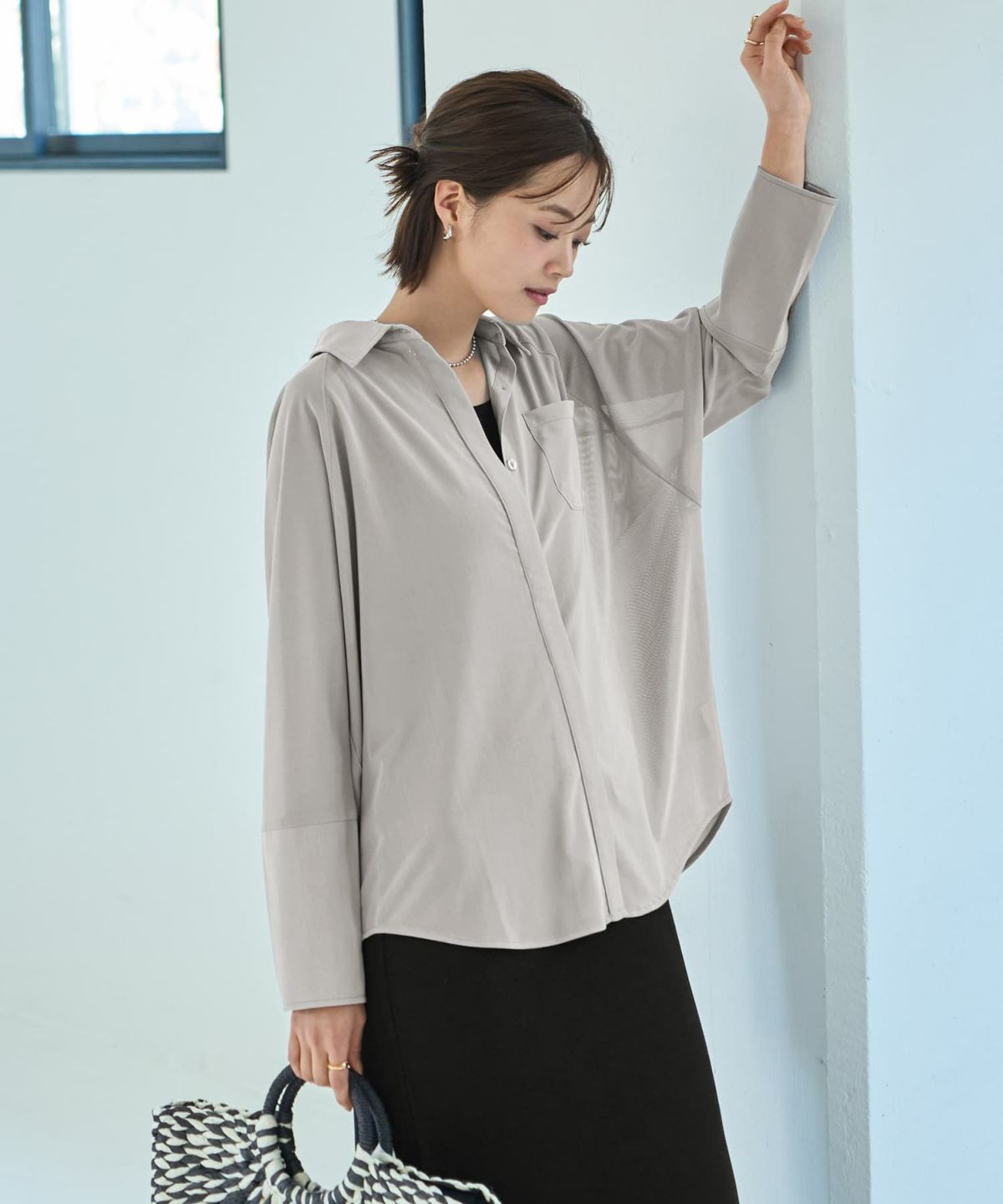 エアリーグレー