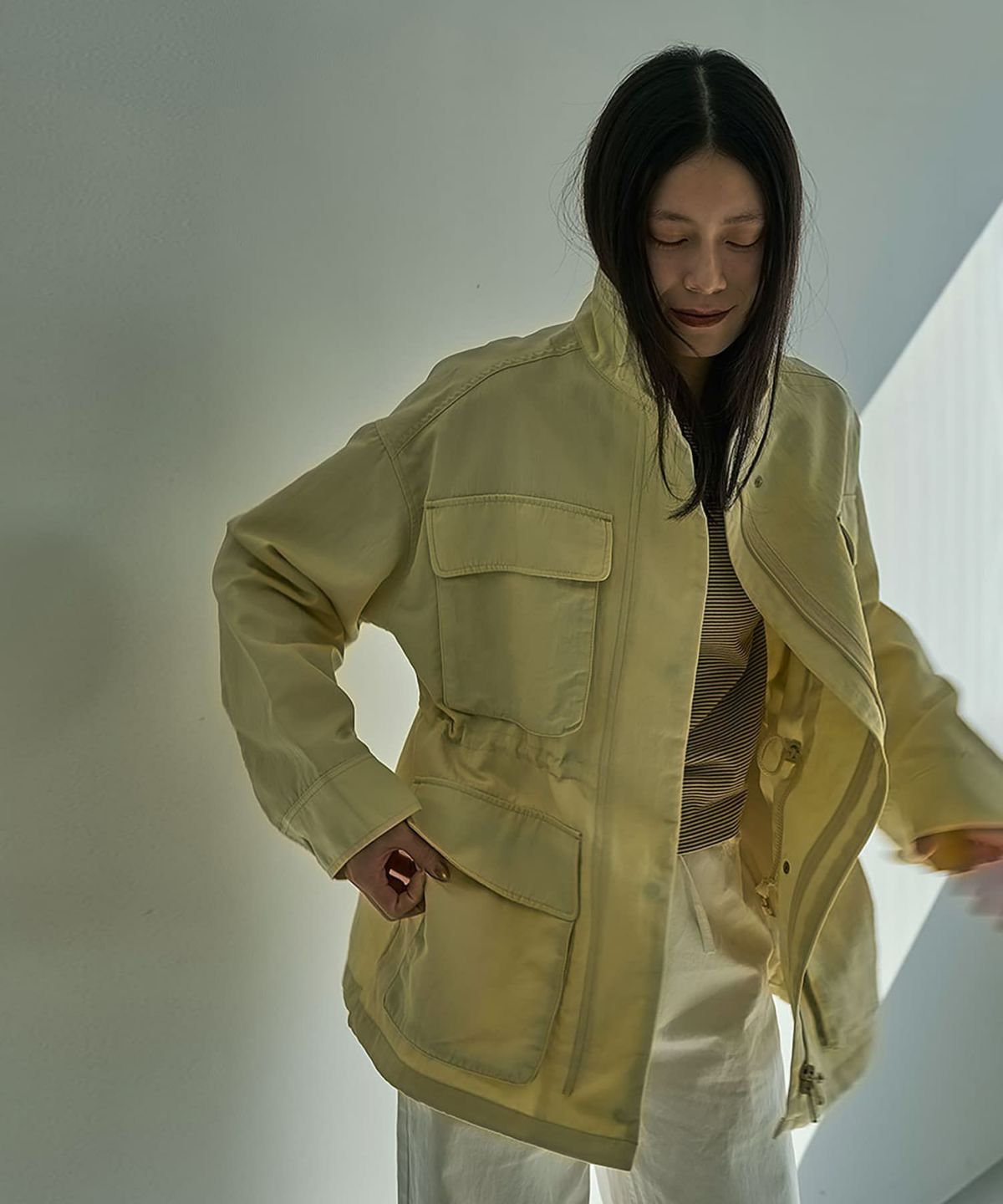 着用イメージ 164cm BUTTER YELLOW	