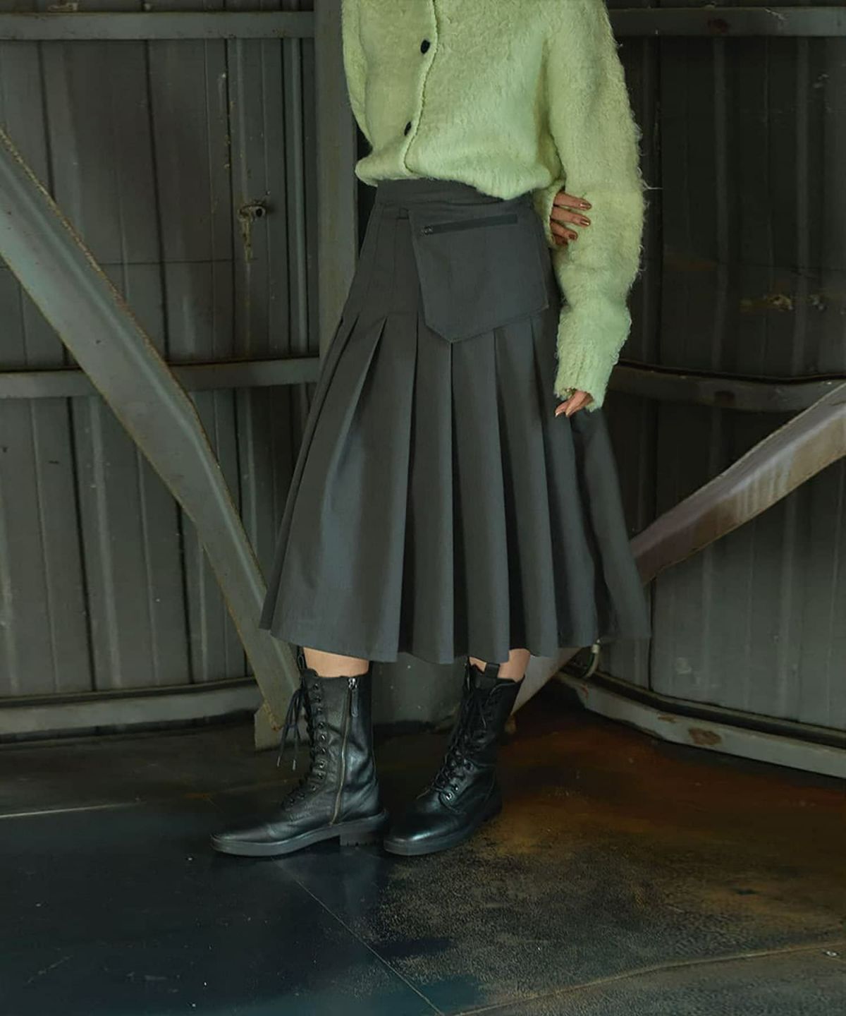 着用イメージ　165cm GRAY