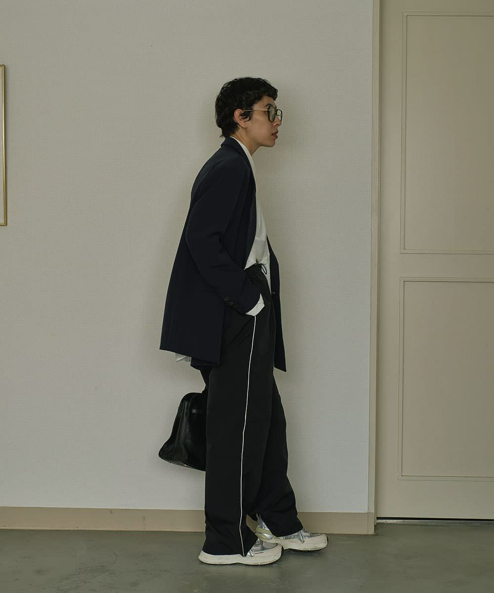 着用イメージ　168cm BLACK