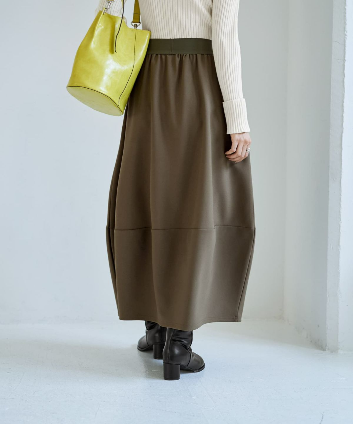 着用イメージ　166cm カーキ 02サイズ