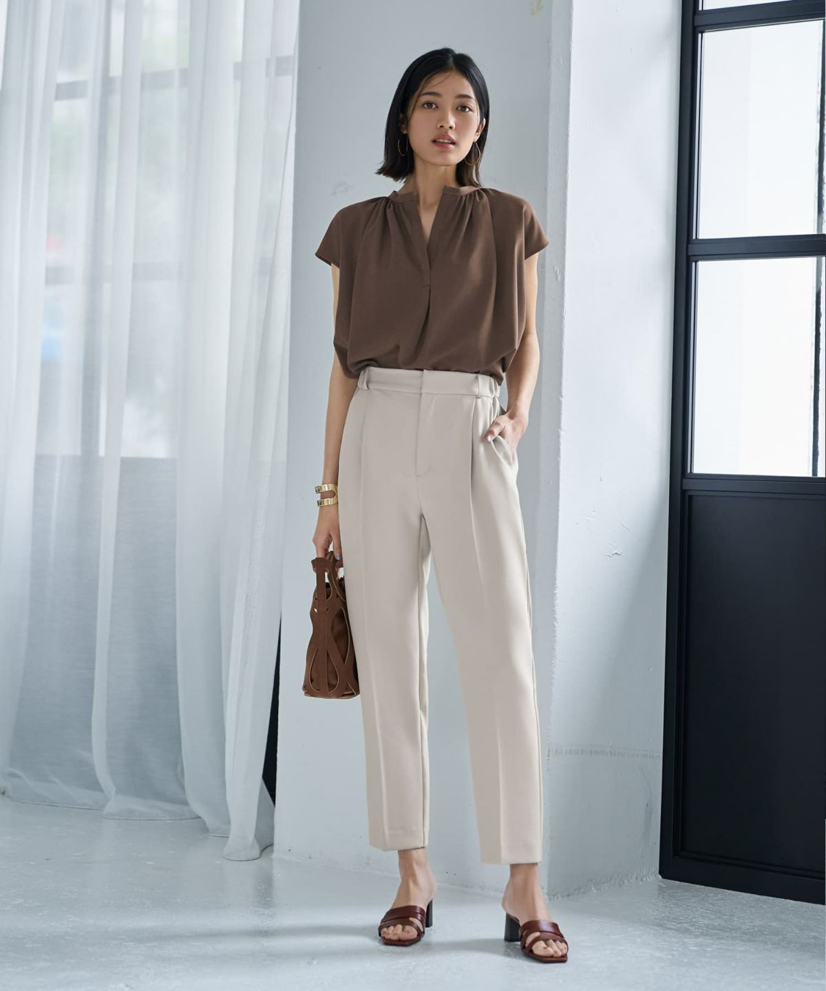 着用イメージ　167cm　エクリュベージュ