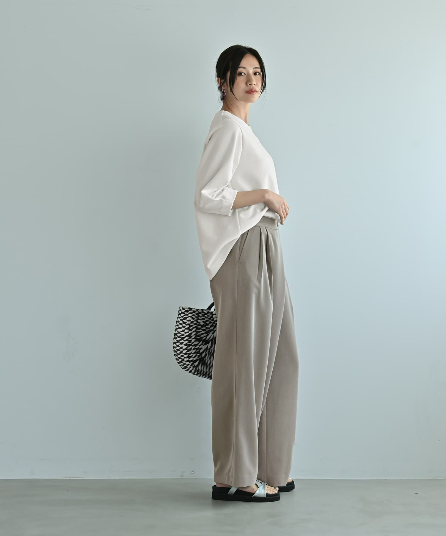 着用イメージ　172cm ホワイト