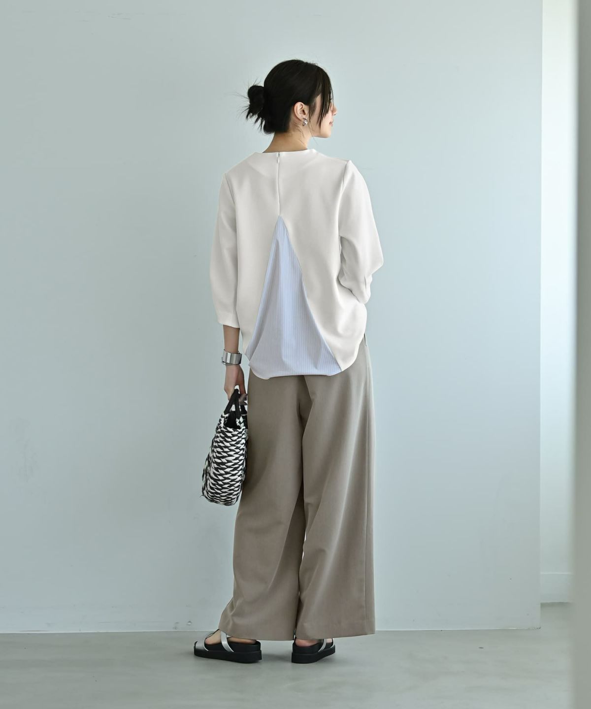 着用イメージ　172cm ホワイト