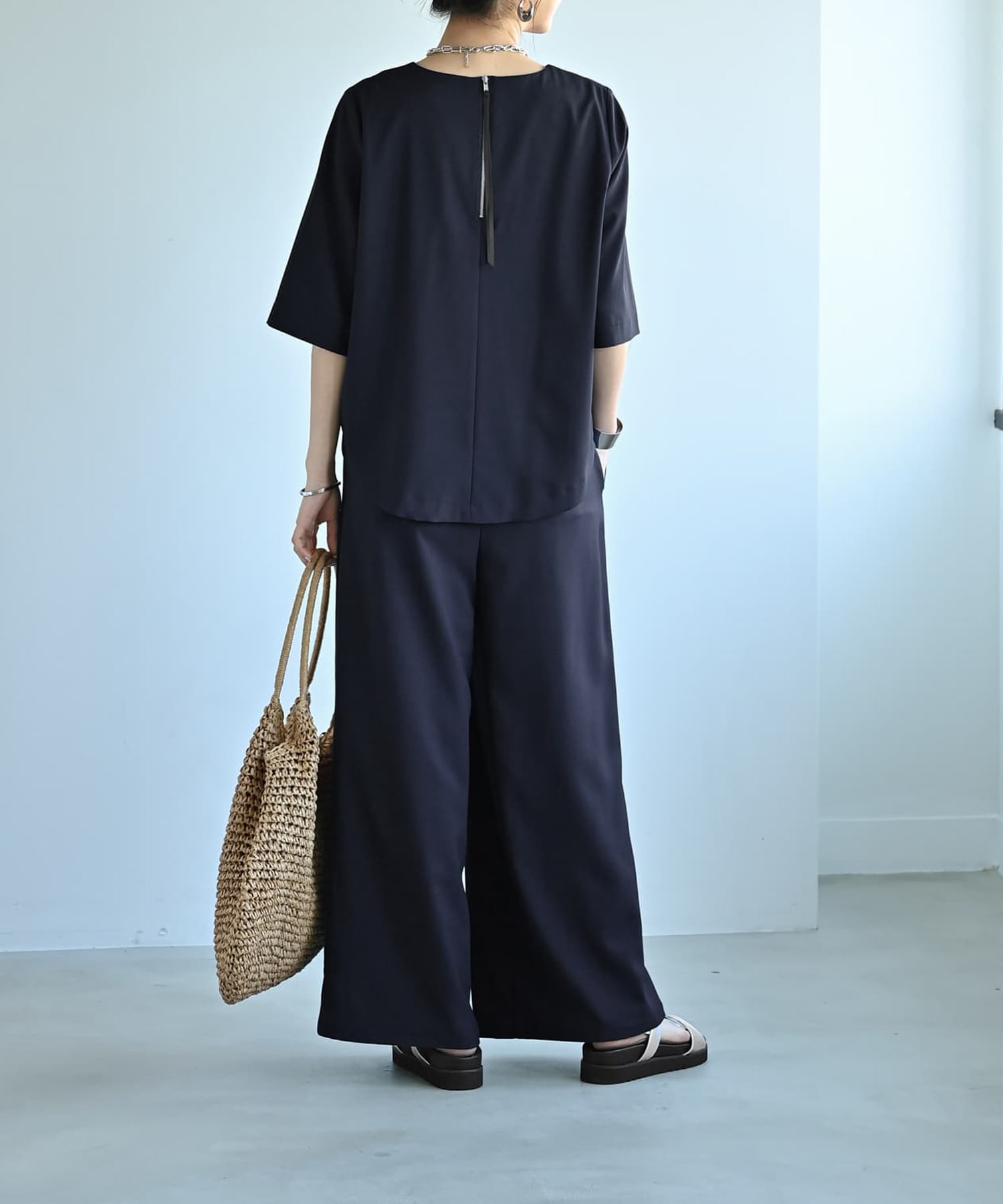 着用イメージ　172cm ネイビー