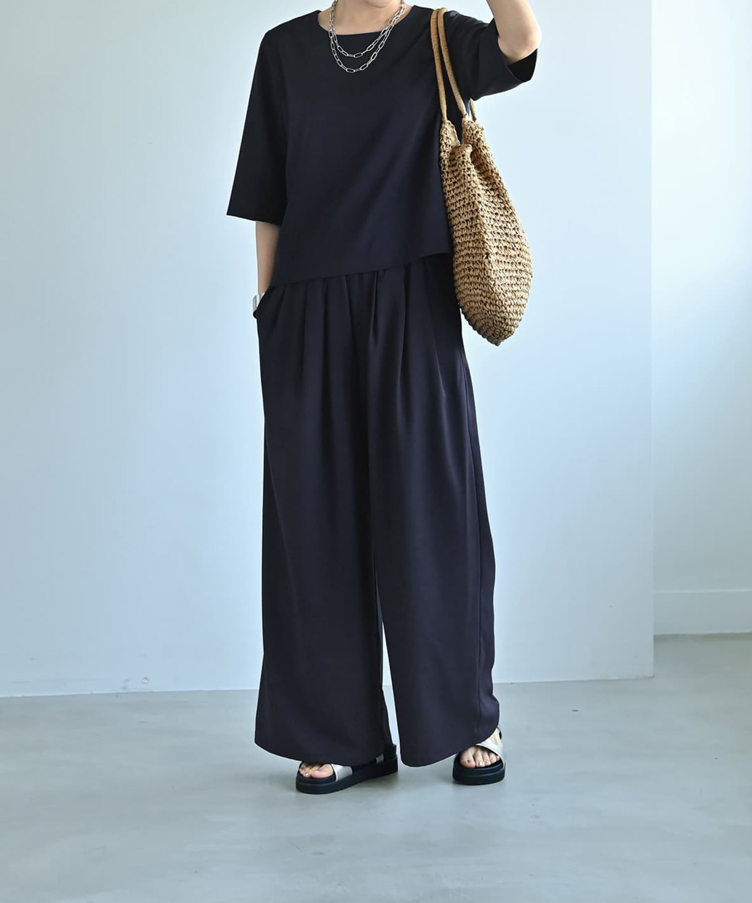 着用イメージ 172cm ブラック