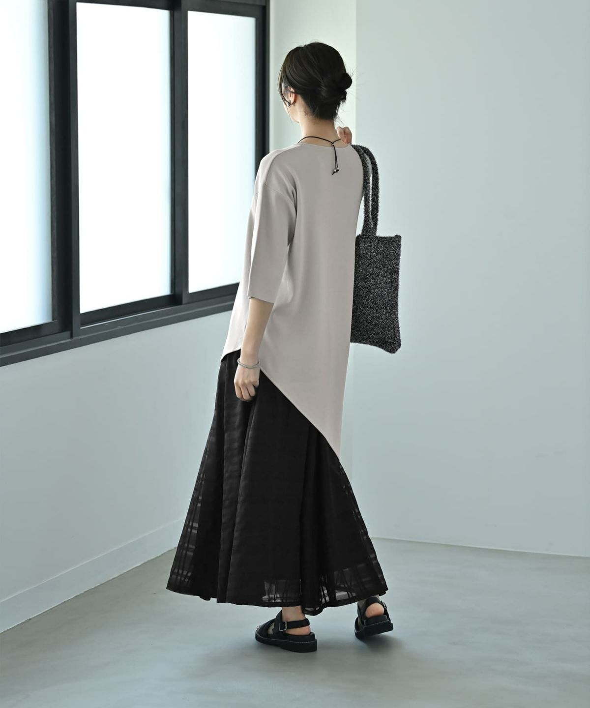 着用イメージ　172cm ライトグレー