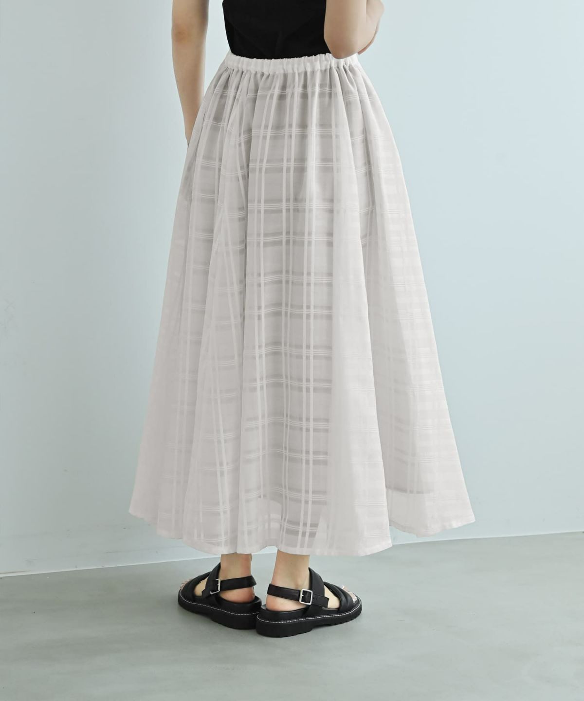 着用イメージ　172cm ホワイト