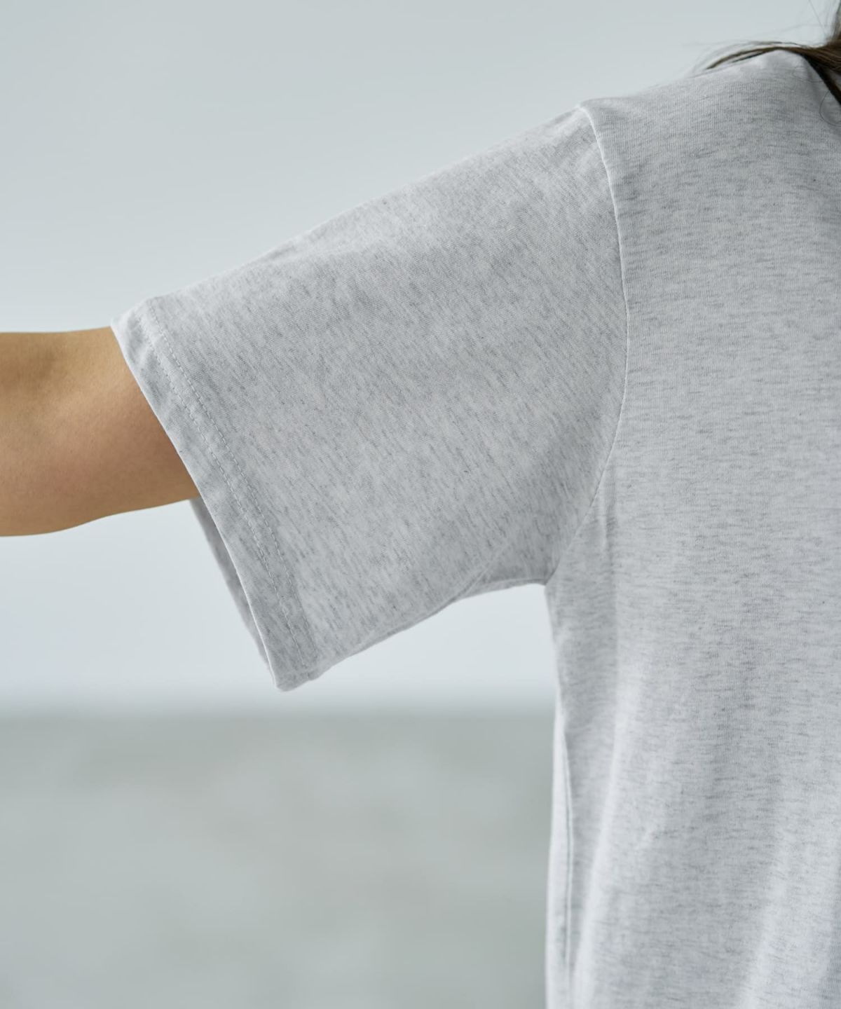 着用イメージ 166cm ブライトグレー