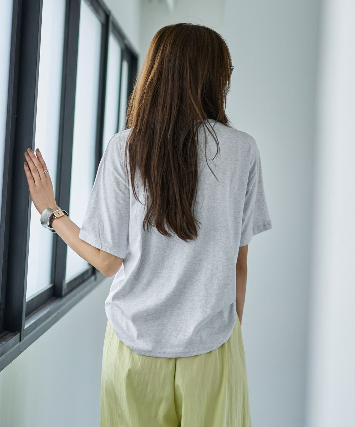 着用イメージ 166cm ブライトグレー