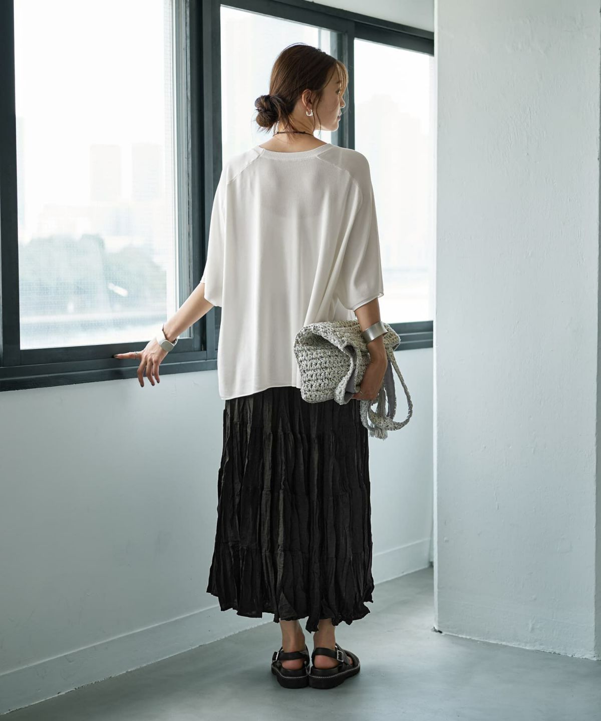 着用イメージ 166cm アイボリー×ブラック