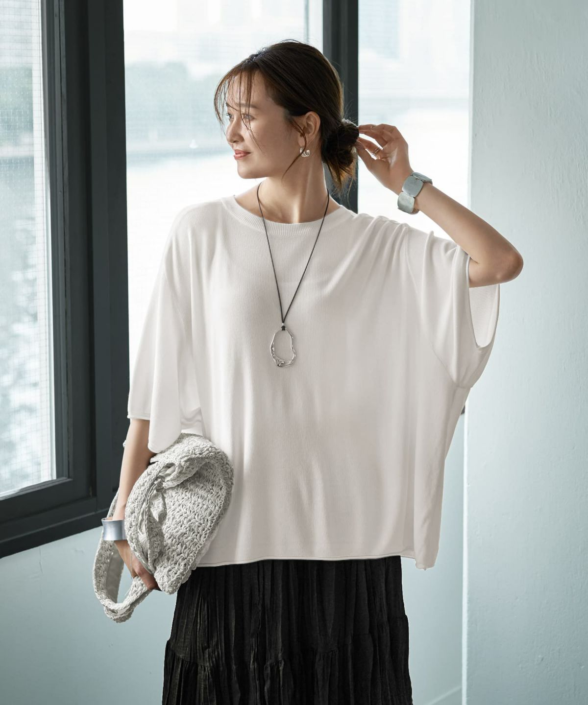 着用イメージ 166cm アイボリー×ブラック