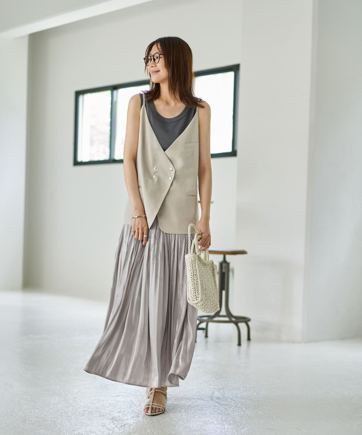 着用イメージ 166cm グレージュ