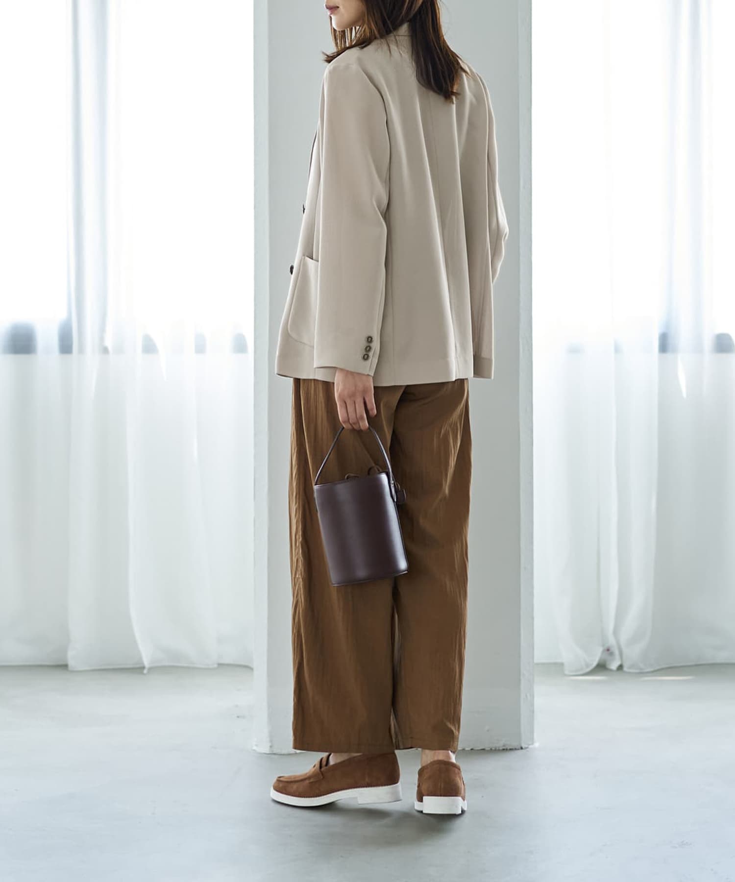 着用イメージ 166cm グレージュ