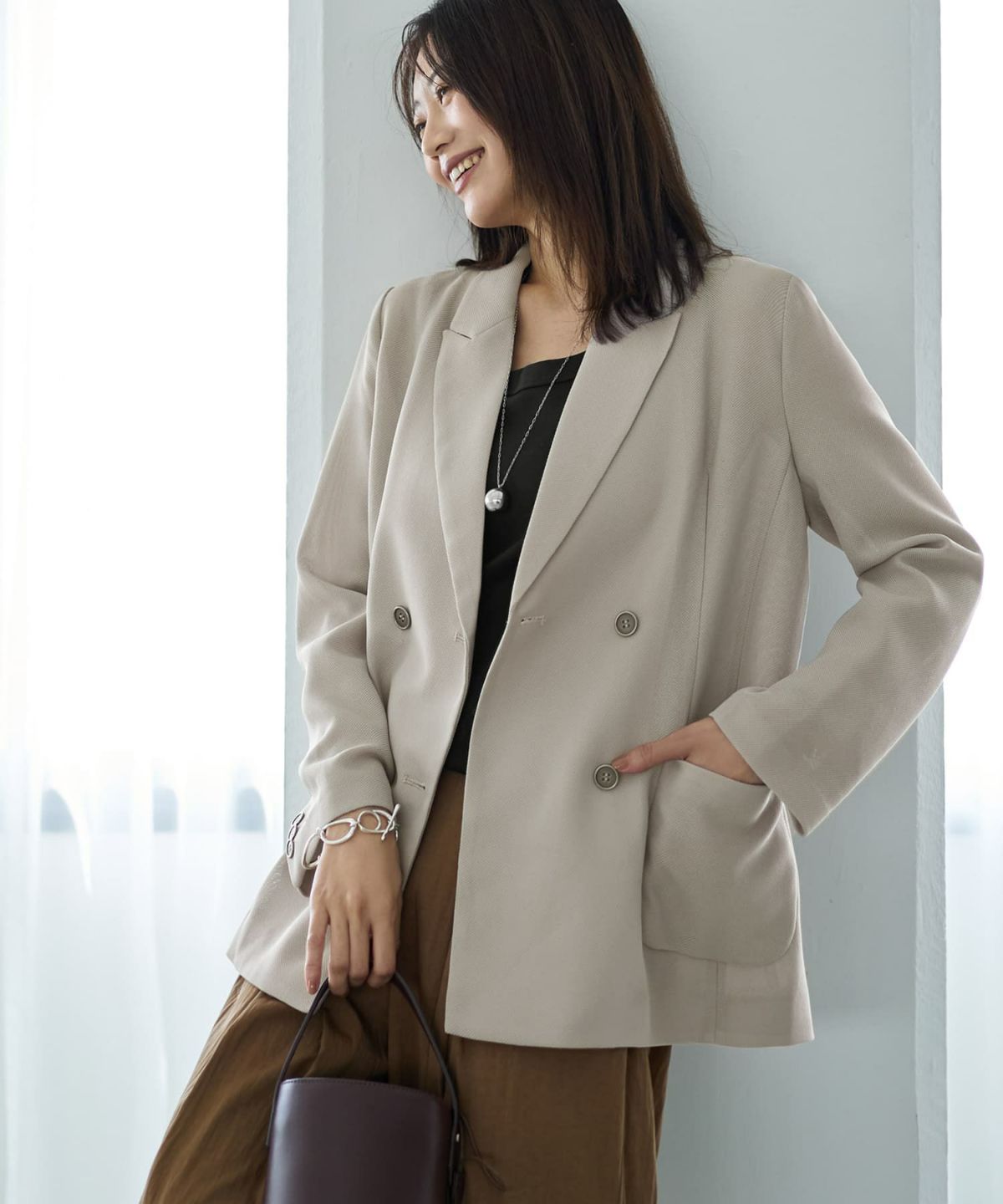 着用イメージ 166cm グレージュ