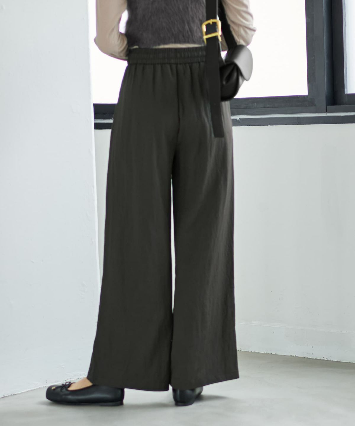 着用イメージ 166cm ダークカーキ