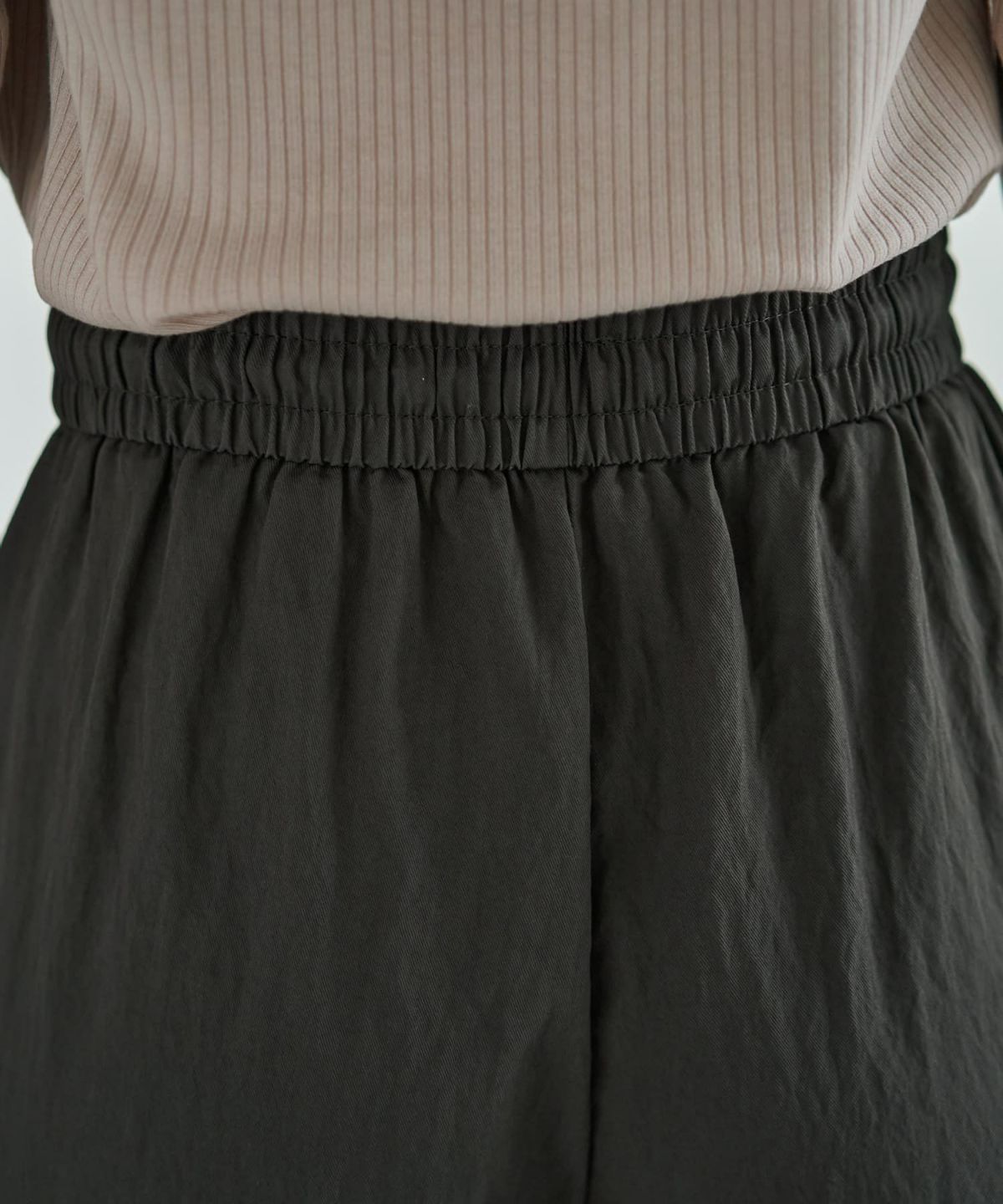 着用イメージ 166cm ダークカーキ