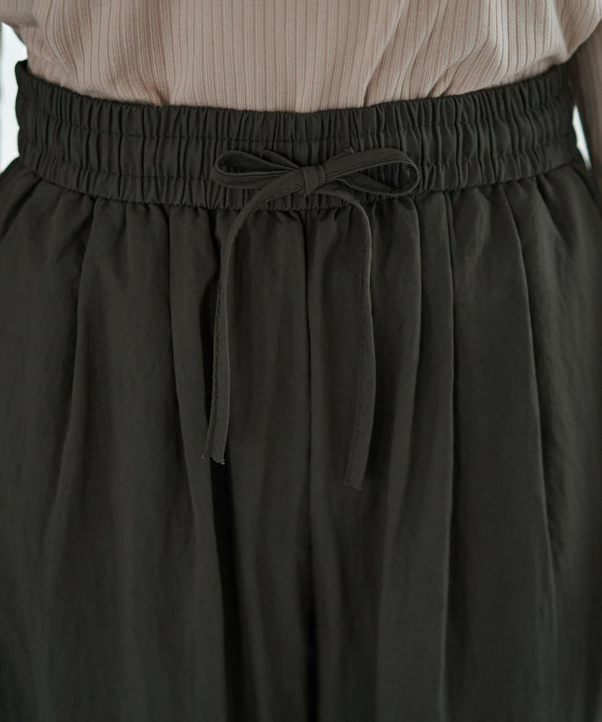 着用イメージ 166cm ダークカーキ