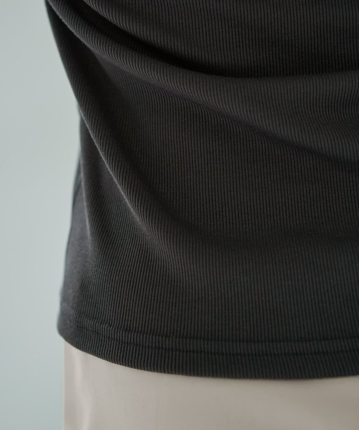 着用イメージ 167cm チャコール