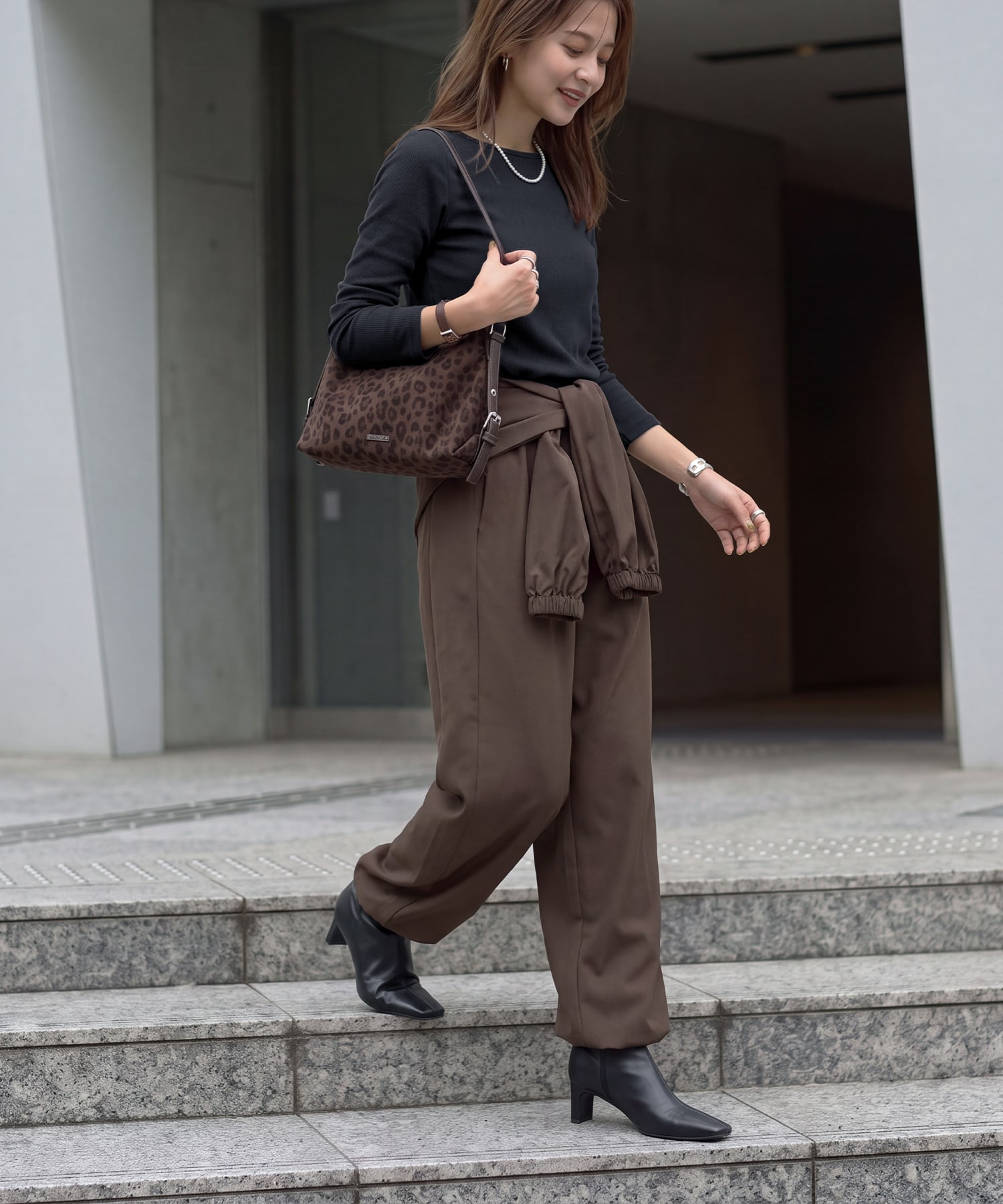 着用イメージ 167cm チャコール